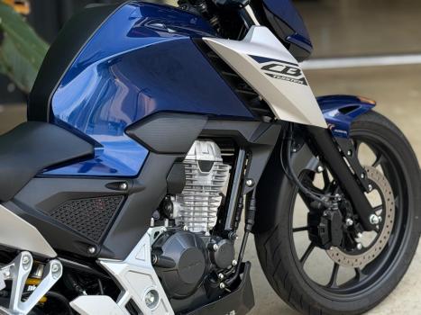 HONDA CB 300 F Twister FLEX ABS, Foto 5