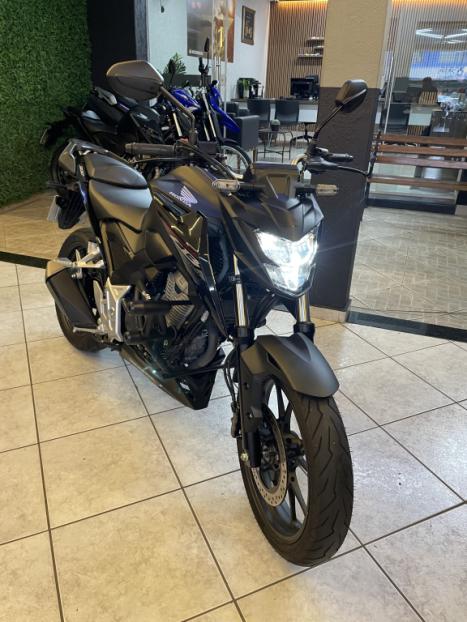 HONDA CB 300 F Twister FLEX CBS, Foto 2