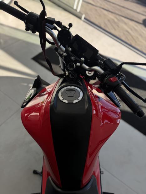 HONDA CB 300 F Twister FLEX CBS, Foto 2