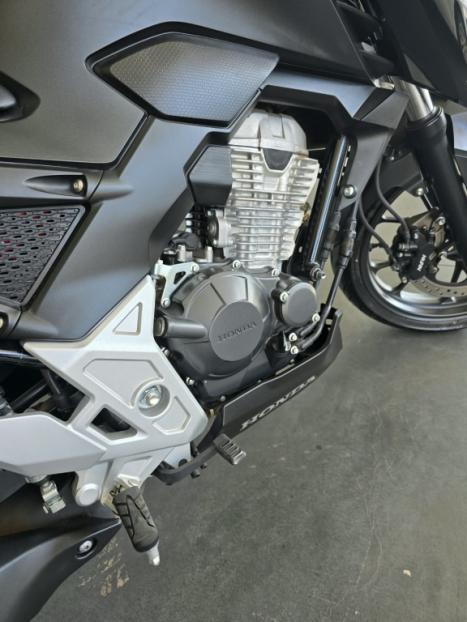 HONDA CB 300 F Twister FLEX CBS, Foto 7