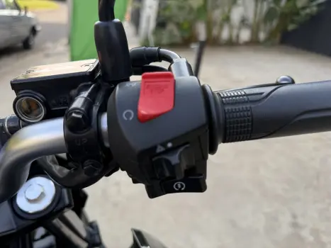 HONDA CB 300 F Twister FLEX CBS, Foto 10