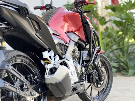 HONDA CB 300 F Twister FLEX ABS, Foto 2