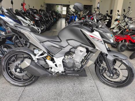 HONDA CB 300 F Twister FLEX CBS, Foto 1