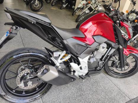 HONDA CB 300 F Twister FLEX ABS, Foto 8
