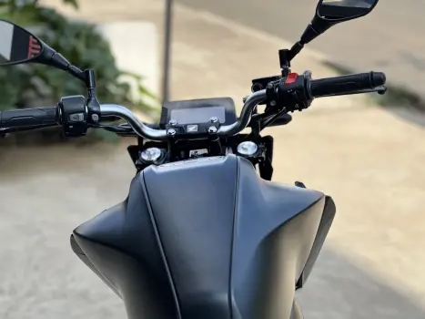 HONDA CB 300 F Twister FLEX CBS, Foto 16