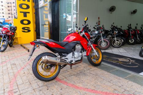 HONDA CB 300 R ABS, Foto 4 HONDA CB 300 R ABS, Foto 4