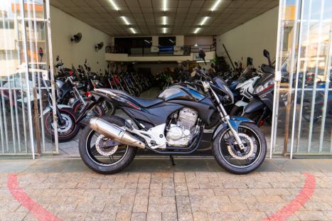 HONDA CB 300 R ABS, Foto 2