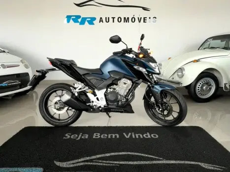 HONDA CB 300 R ABS, Foto 1