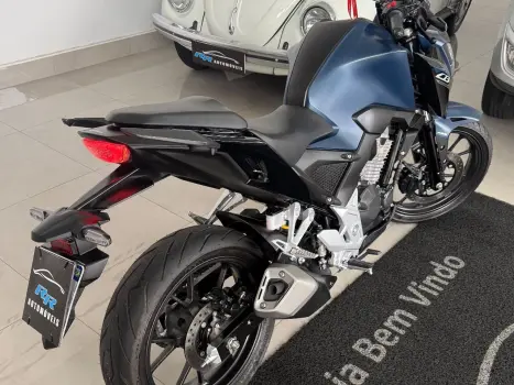 HONDA CB 300 R ABS, Foto 4