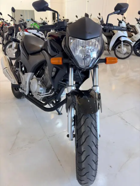 HONDA CB 300 R ABS, Foto 2