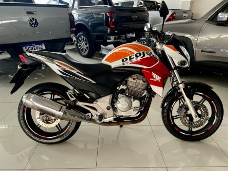 HONDA CB 300 R ESPECIAL EDITION, Foto 2