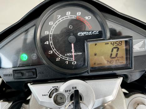 HONDA CB 300 R ESPECIAL EDITION, Foto 10