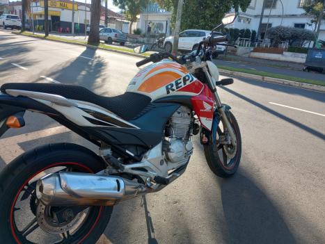 HONDA CB 300 R ESPECIAL EDITION, Foto 4