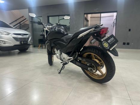 HONDA CB 300 R FLEX ABS, Foto 2