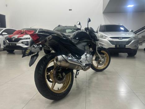 HONDA CB 300 R FLEX ABS, Foto 4