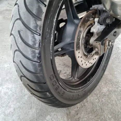 HONDA CB 300 R STD, Foto 7