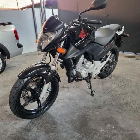 HONDA CB 300 R STD, Foto 1