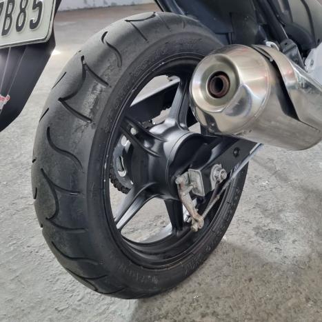 HONDA CB 300 R STD, Foto 9