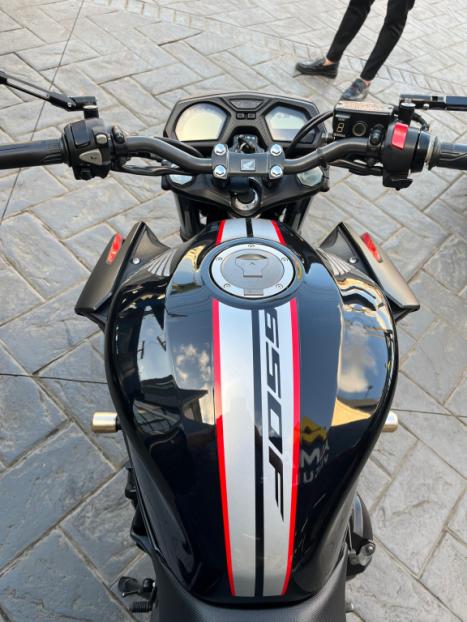 HONDA CB 550 F , Foto 2