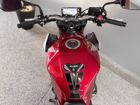 HONDA CB 650 R ABS, Foto 7