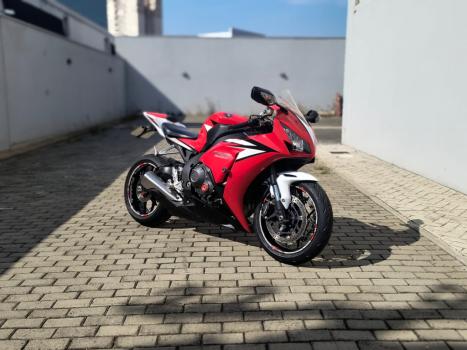 HONDA CBR 1000 RR FIRE BLADE, Foto 4