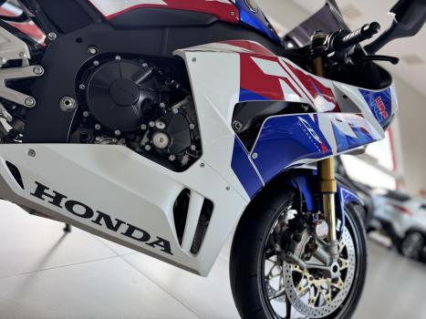 HONDA CBR 1000 RR FIRE BLADE, Foto 4