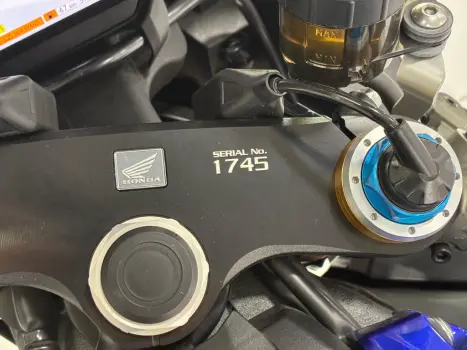 HONDA CBR 1000 RR FIRE BLADE, Foto 11