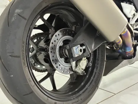 HONDA CBR 1000 RR FIRE BLADE, Foto 27