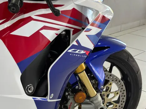 HONDA CBR 1000 RR FIRE BLADE, Foto 29