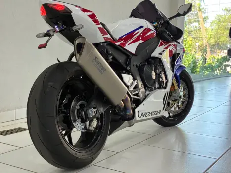 HONDA CBR 1000 RR FIRE BLADE, Foto 34