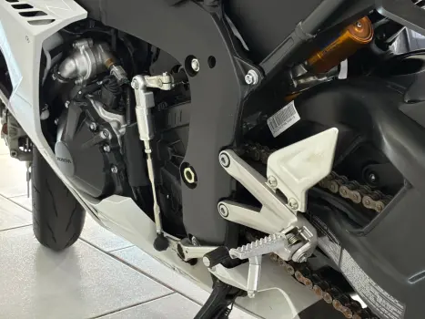 HONDA CBR 1000 RR FIRE BLADE, Foto 37