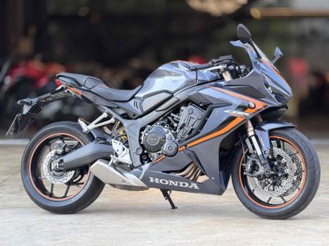 HONDA CBR 650 R , Foto 3