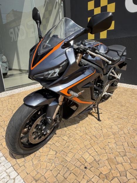 HONDA CBR 650 R ABS, Foto 2