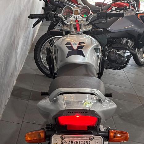 HONDA CBX Twister 250 , Foto 2