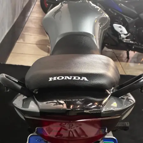 HONDA CG 150 FAN ESI, Foto 2