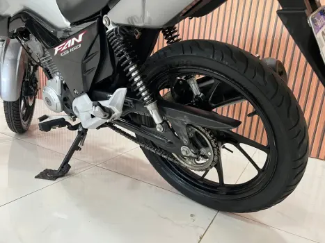 HONDA CG 160 FAN, Foto 6
