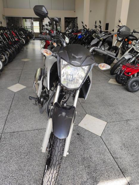 HONDA CG 160 TITAN, Foto 5