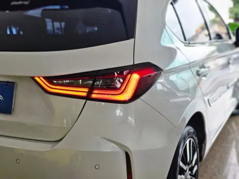 HONDA City Hatch 1.5 16V 4P FLEX TOURING AUTOM�TICO CVT, Foto 16