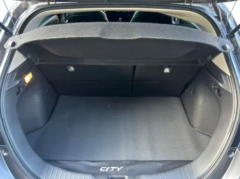 HONDA City Hatch 1.5 16V 4P FLEX TOURING AUTOM�TICO CVT, Foto 11
