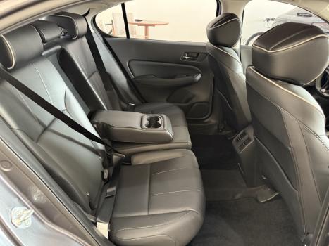 HONDA City Hatch 1.5 16V 4P FLEX TOURING AUTOMÁTICO CVT, Foto 9
