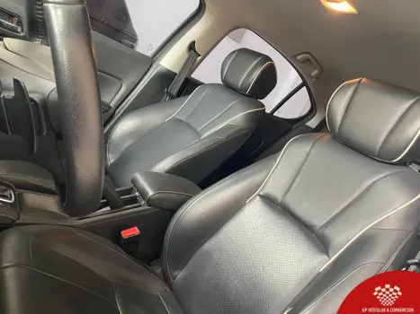 HONDA City Hatch 1.5 16V 4P FLEX TOURING AUTOM�TICO CVT, Foto 9
