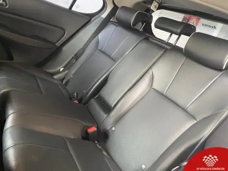 HONDA City Hatch 1.5 16V 4P FLEX TOURING AUTOM�TICO CVT, Foto 10