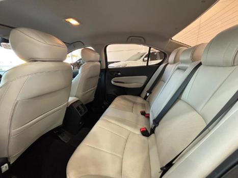 HONDA City Sedan 1.5 16V 4P FLEX TOURING AUTOM�TICO CVT, Foto 9