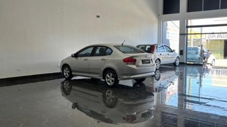 HONDA City Sedan 1.5 16V 4P DX FLEX AUTOM�TICO, Foto 4