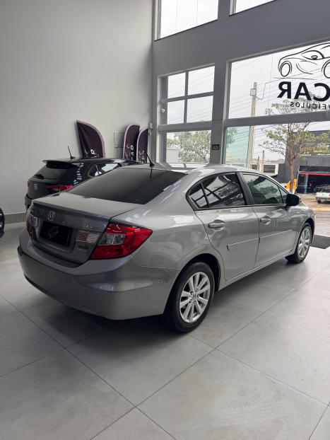 HONDA Civic 1.5 16V 4P LX, Foto 8