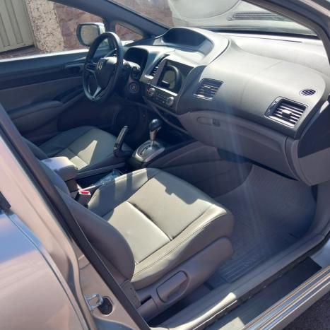 HONDA Civic 1.8 16V 4P FLEX LXS AUTOMÁTICO, Foto 4 HONDA Civic 1.8 16V 4P FLEX LXS AUTOMÁTICO, Foto 4