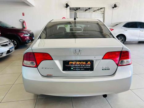 HONDA Civic 1.8 16V 4P FLEX LXL SE AUTOMÁTICO, Foto 4 HONDA Civic 1.8 16V 4P FLEX LXL SE AUTOMÁTICO, Foto 4