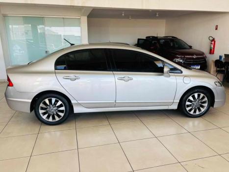 HONDA Civic 1.8 16V 4P FLEX LXL SE AUTOMÁTICO, Foto 7 HONDA Civic 1.8 16V 4P FLEX LXL SE AUTOMÁTICO, Foto 7