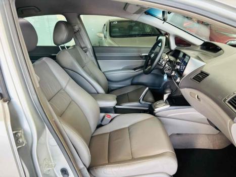 HONDA Civic 1.8 16V 4P FLEX LXL SE AUTOMÁTICO, Foto 10 HONDA Civic 1.8 16V 4P FLEX LXL SE AUTOMÁTICO, Foto 10