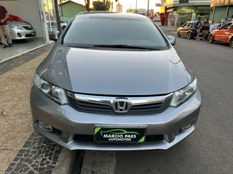 HONDA Civic 1.8 16V 4P FLEX LXS AUTOMÁTICO, Foto 2 HONDA Civic 1.8 16V 4P FLEX LXS AUTOMÁTICO, Foto 2